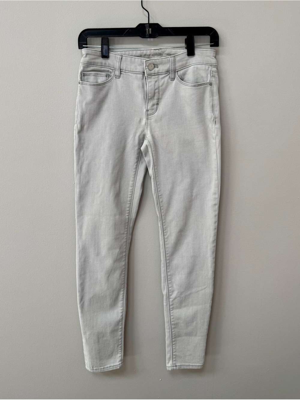White House Black Market Light Gray Skinny Ankle Jeans